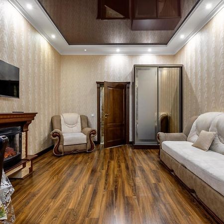 Noviy Svit 4 Apartments Львов Экстерьер фото